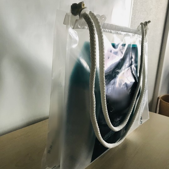 Surfilm Packaging : Sac à cordelettes à soufflets latéraux